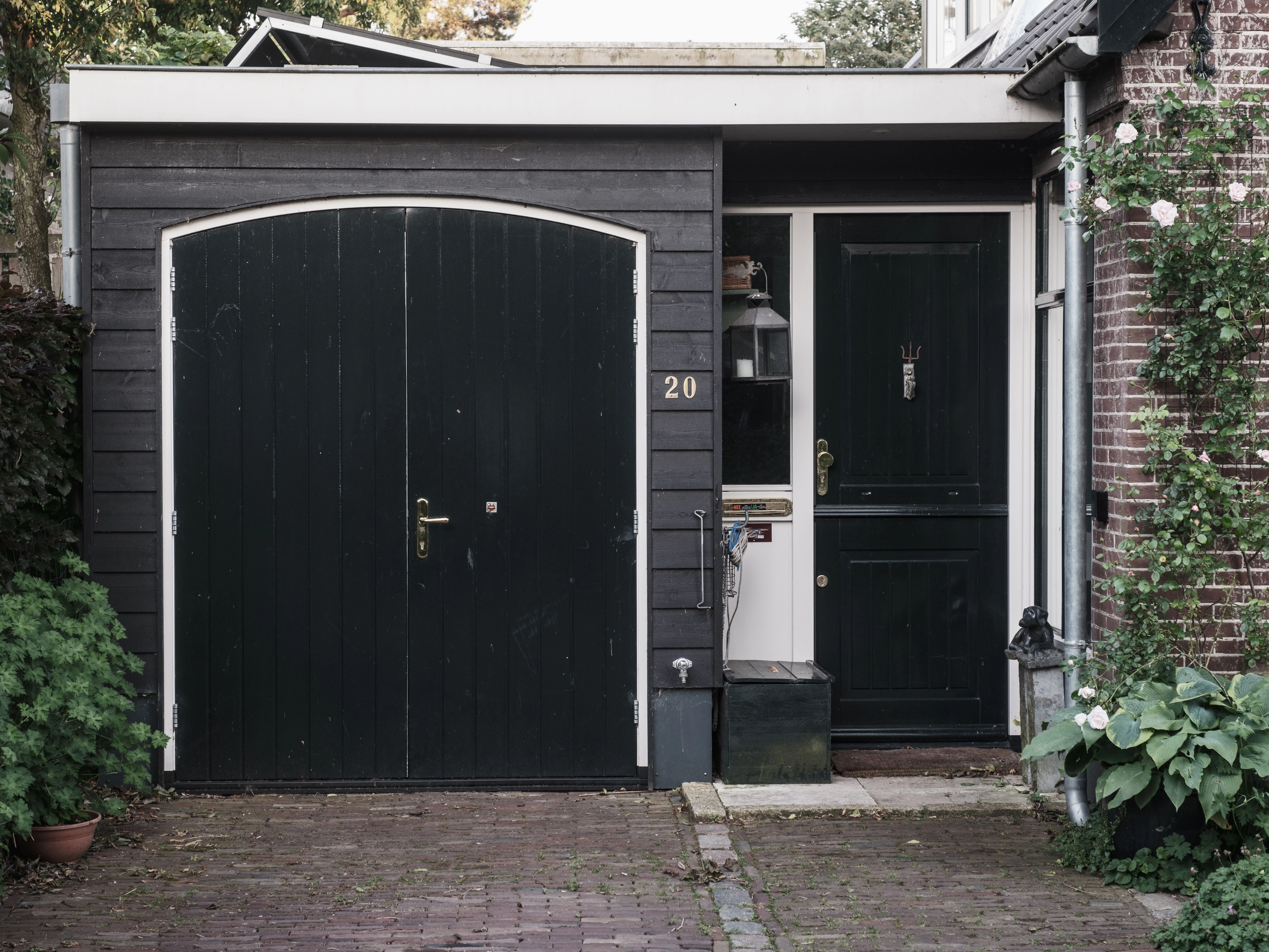 Residential garage door in Ashburn