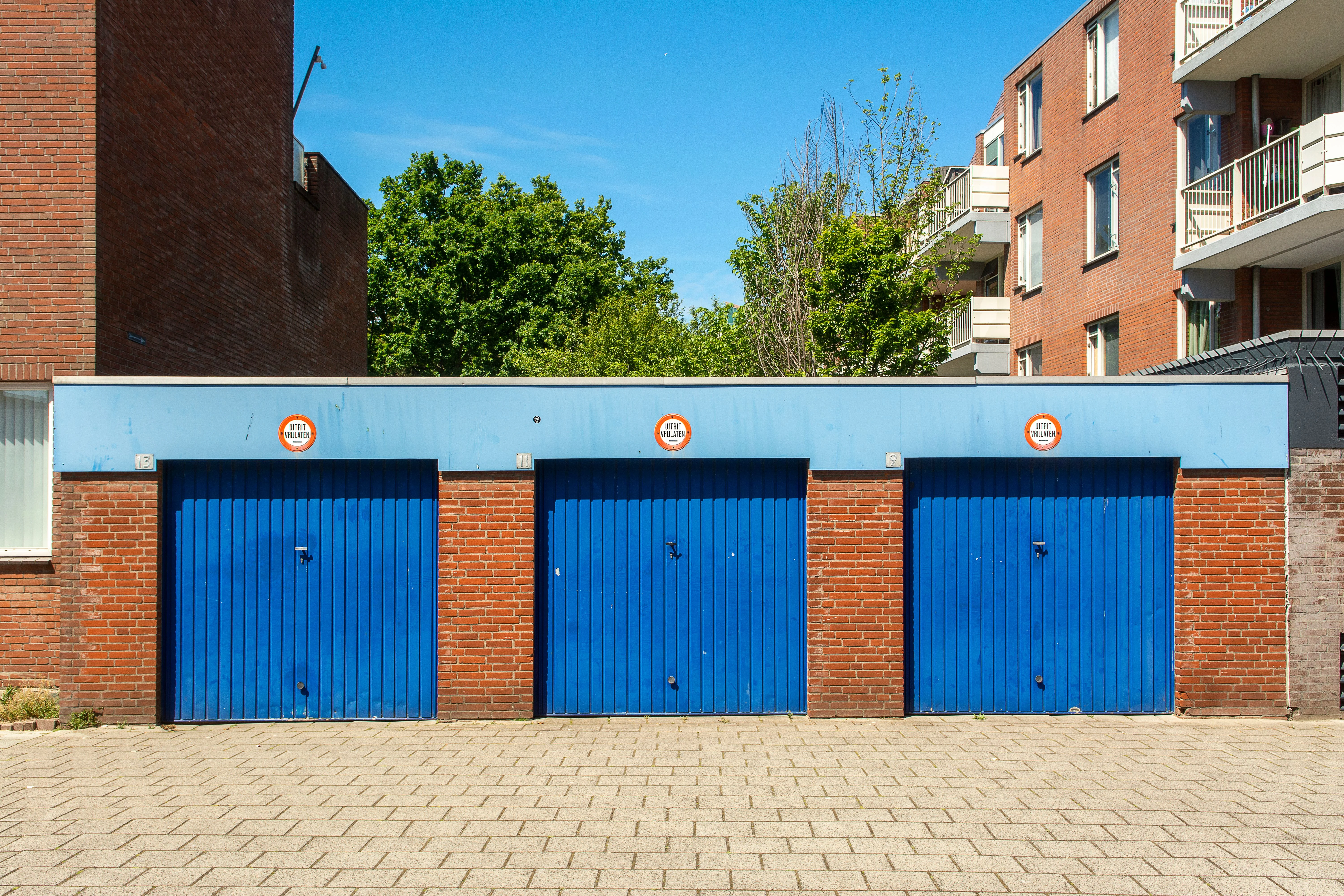 Residential garage door in Ashburn